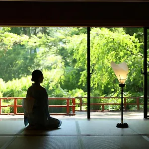 海石榴（つばき） 4*, 湯河原町 日本